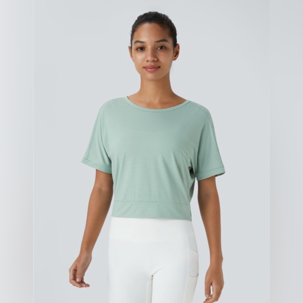 Halara Short Sleeve Twisted Cut-Out Yoga Sports Top